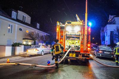 Stuttgart West: Kellerbrand in Wohnhaus